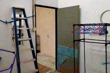 TAMAN BERSATU (GELONG)