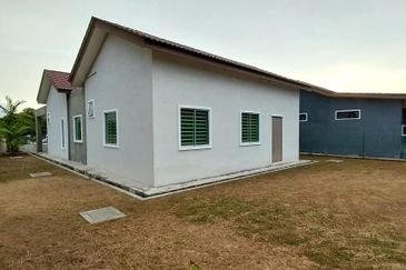 TAMAN MERBAU (CHANGLOON)