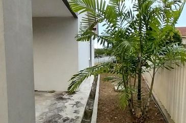 TAMAN MERBAU (CHANGLOON)