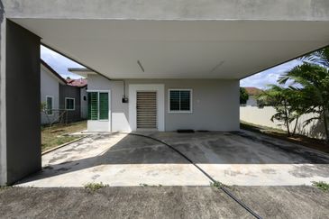 TAMAN MERBAU (CHANGLOON)