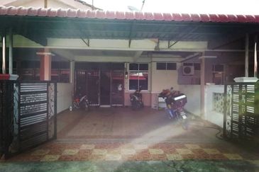 TAMAN BERLIAN (GELONG)