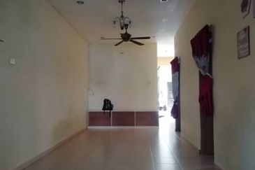 TAMAN BERLIAN (GELONG)