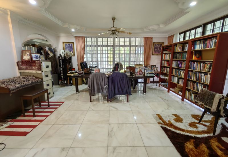 TAMAN TUNKU MAHMUD (PEC LOT 528)