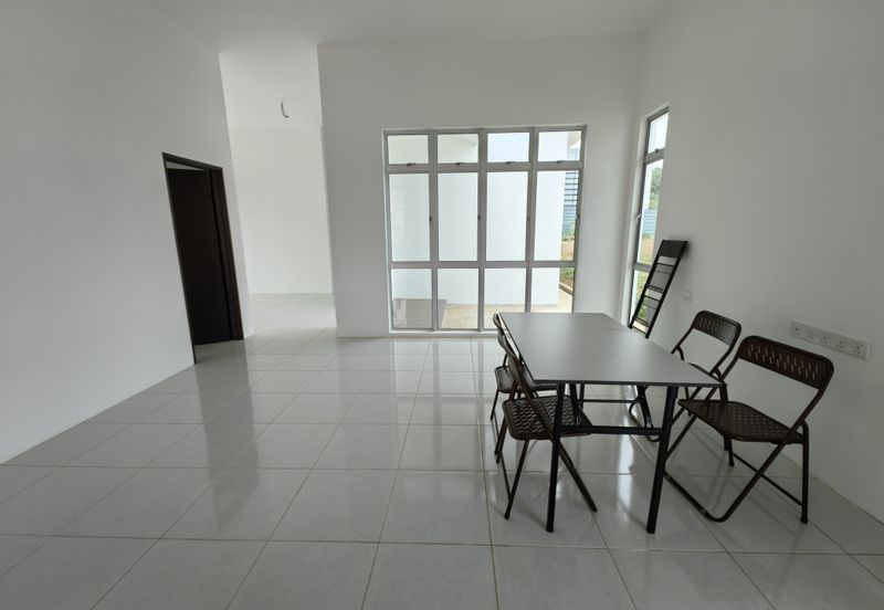 Simfoni East Taman Tunku Intan Safinaz