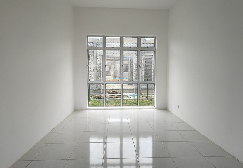 Simfoni East Taman Tunku Intan Safinaz