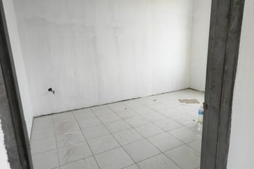 Simfoni West Taman Tunku Intan Safinaz