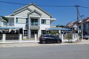 Taman Tunku Intan Safinaz