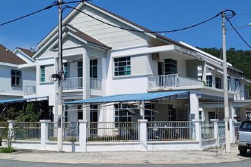 Taman Tunku Intan Safinaz