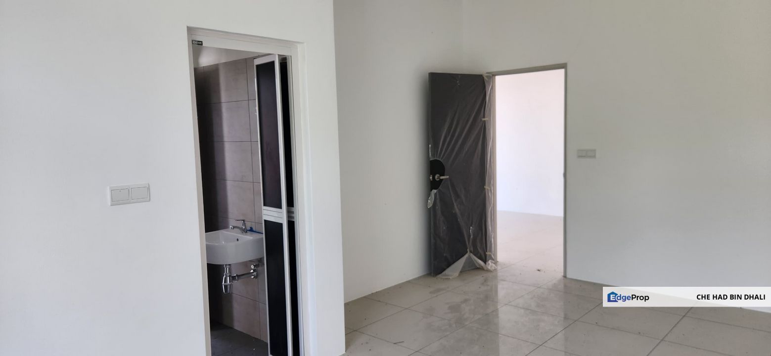 TAMAN TUNKU INTAN SAFINAZ, BANDAR DARULAMAN, JITRA  Rumah Berkembar 2 Tingkat Cantik dan Luas Untuk Dijual, Kedah, Jitra