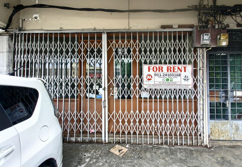 Jalan Seberang Perak