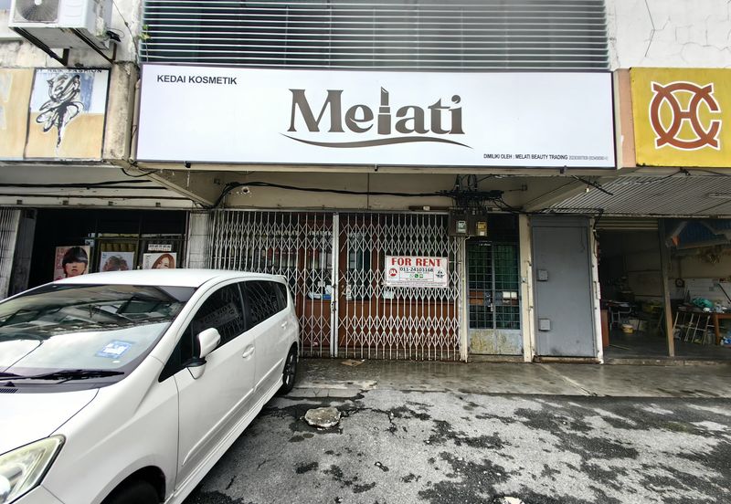 Jalan Seberang Perak