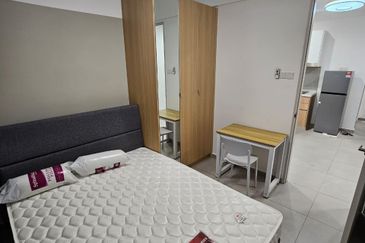 Yolo Signature Suites