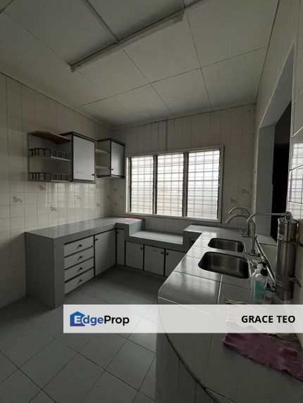 USJ 2 Subang Jaya house for sales ( 24x87) , Selangor, USJ