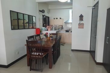 Desa Idaman Residences