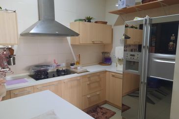 Desa Idaman Residences