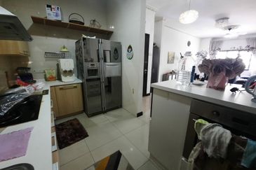 Desa Idaman Residences