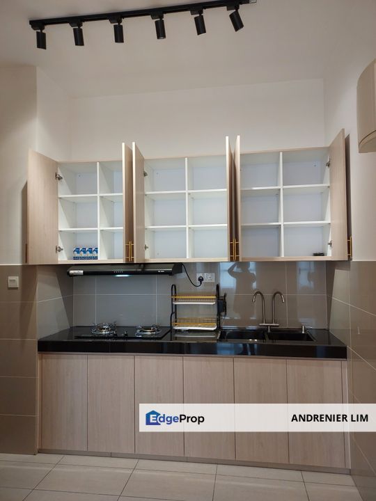 Zentro Residences Condominium @ Bandar 16 Sierra, Puchong South (FULLY FURNISHED), Selangor, Puchong South