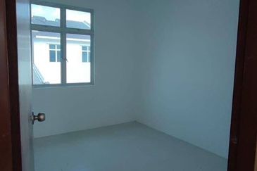 Below Market Value Taman Scientex Kota Tinggi 