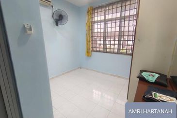 Summer Park Townhouse (Pangsapuri Alam Jaya), Bandar Baru Seri Alam