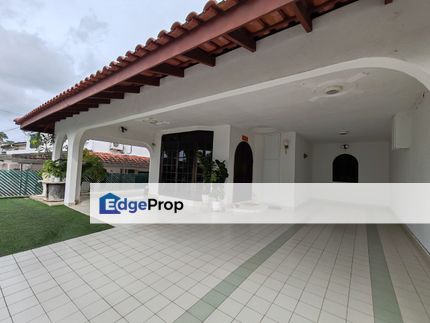 Double Storey Semi-D @ Taman Nong Chik, Johor, Johor Bahru