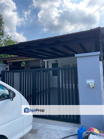 Double Storey Low Medium Cost @ Taman Anggerik, Johor, Johor Bahru