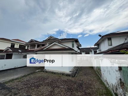 Double Storey Semi-D @ Taman Molek, Johor, Johor Bahru
