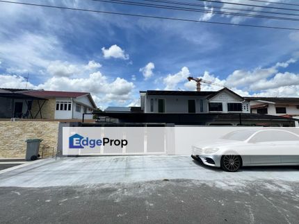 Double Storey Semi-D @ Taman Majidee, Johor, Johor Bahru