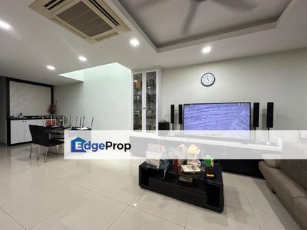 Double Storey Terrace @ Taman Molek, Johor, Johor Bahru