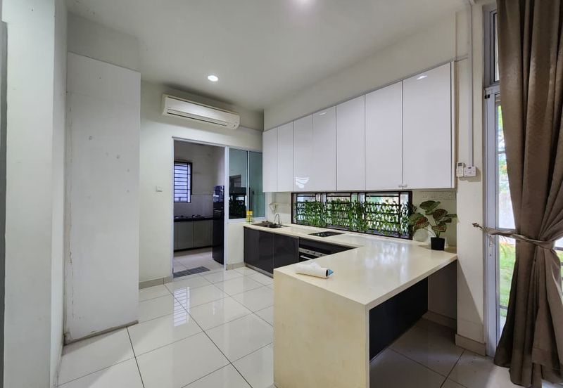 Bandar Baru Seri Alam