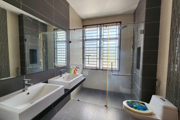 Bandar Baru Seri Alam