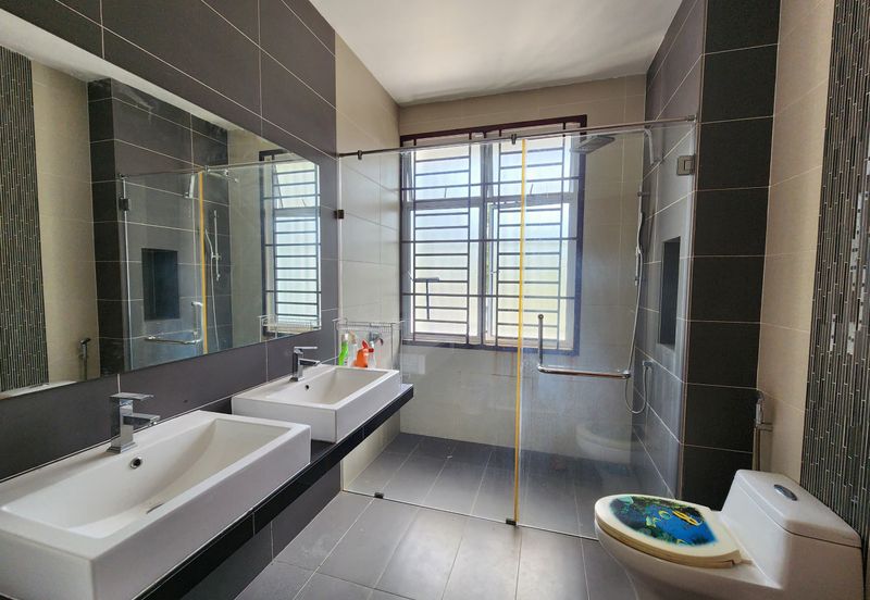 Bandar Baru Seri Alam