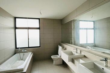 Senibong Cove Waterway Residences