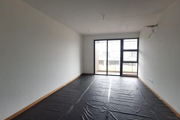 Senibong Cove Waterway Residences