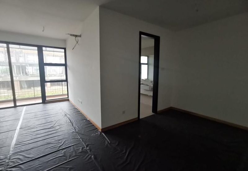 Senibong Cove Waterway Residences