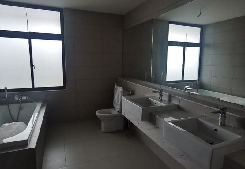 Senibong Cove Waterway Residences