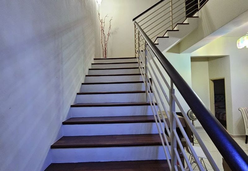 Bina Park Bandar Seri Alam