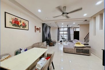 Taman Austin Perdana