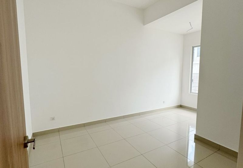 Iconia Garden Residence @ Taman Impian Emas