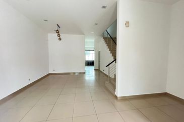 Austin Residence @Taman Mount Austin