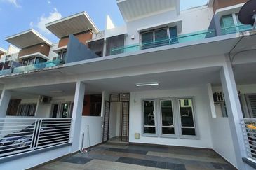 Austin Residence @Taman Mount Austin