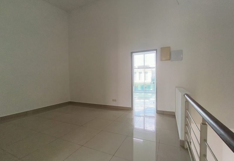 Austin Residence @Taman Mount Austin