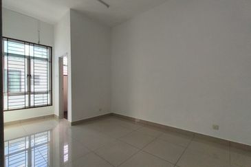 Austin Residence @Taman Mount Austin