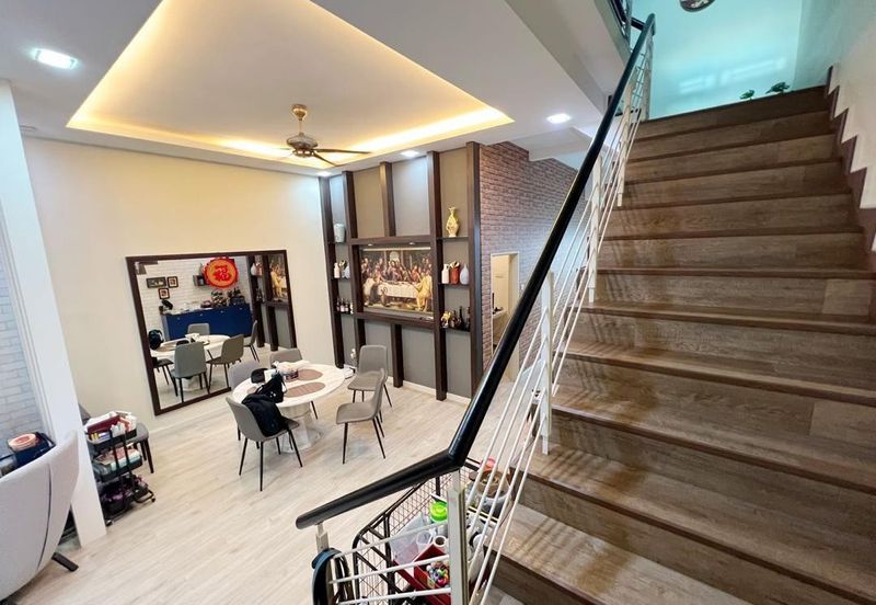 Austin Residence @Taman Mount Austin