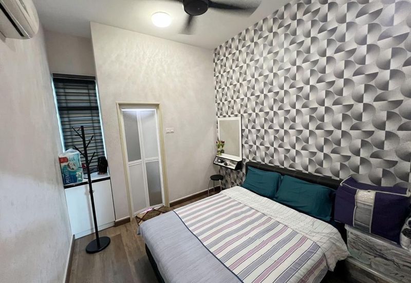 Austin Residence @Taman Mount Austin