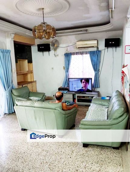 Double Storey Semi-D @ Taman Iskandar, Johor, Johor Bahru