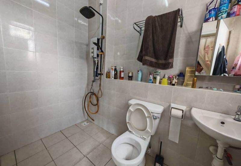 Shangri La Residence