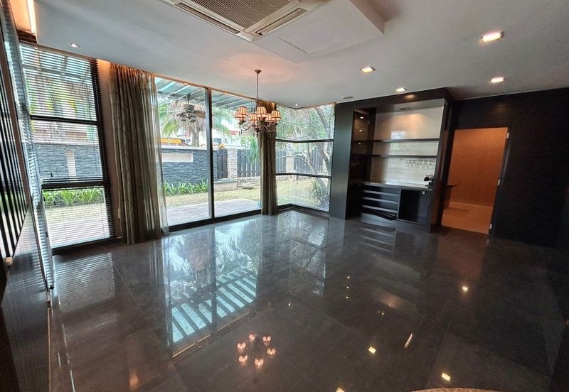 Taman Austin Perdana