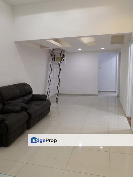 1.5 Storey Terrace @ Taman Molek, Johor, Johor Bahru