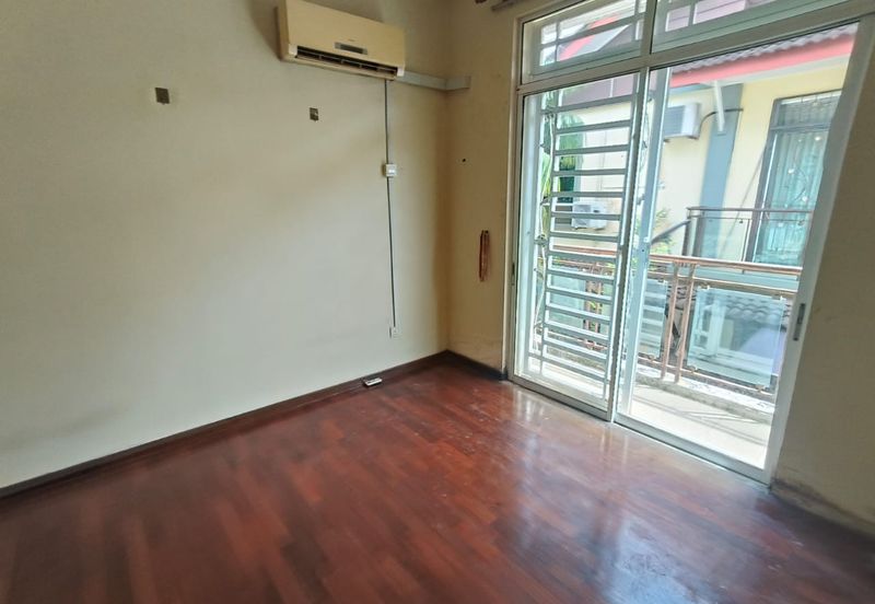 Seri Austin East Zone