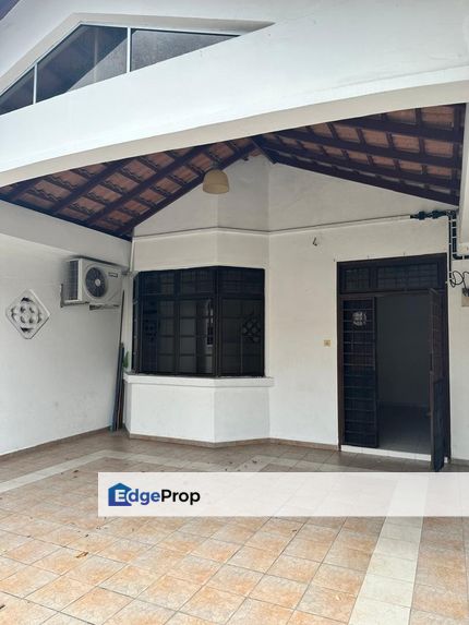Double Storey Terrace @ Taman Daya, Johor, Johor Bahru
